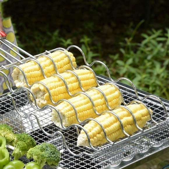 NIB 4 Corn Holder Roasted Corn Grill With Wooden Handle - Picture 4 of 4